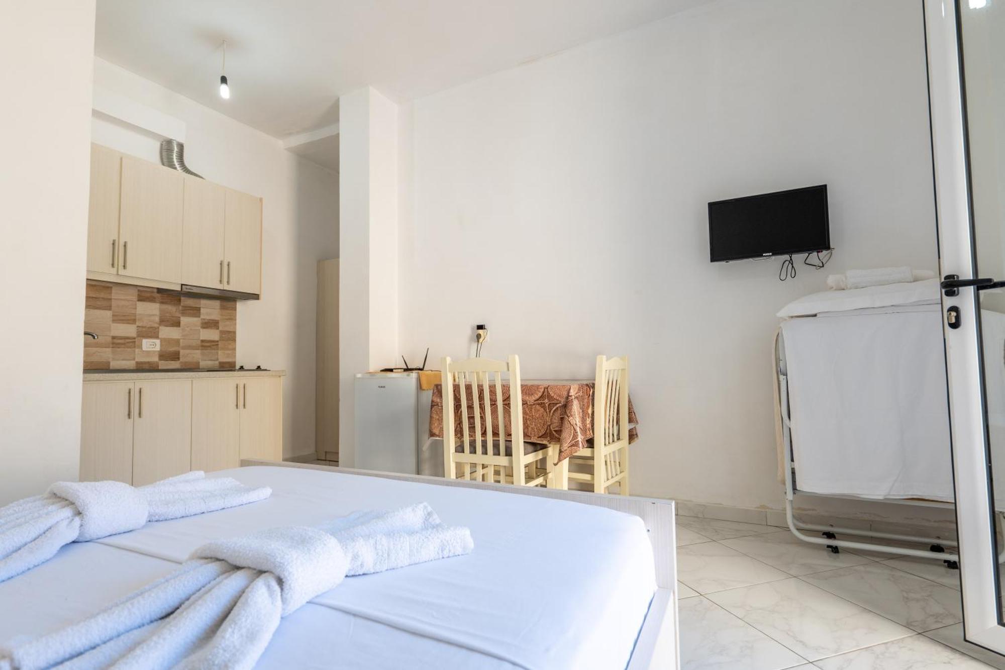 Vila Celi Sarandë Exterior foto